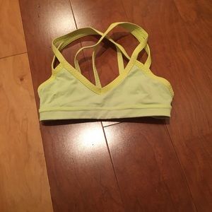 Lululemon sports bra size 2